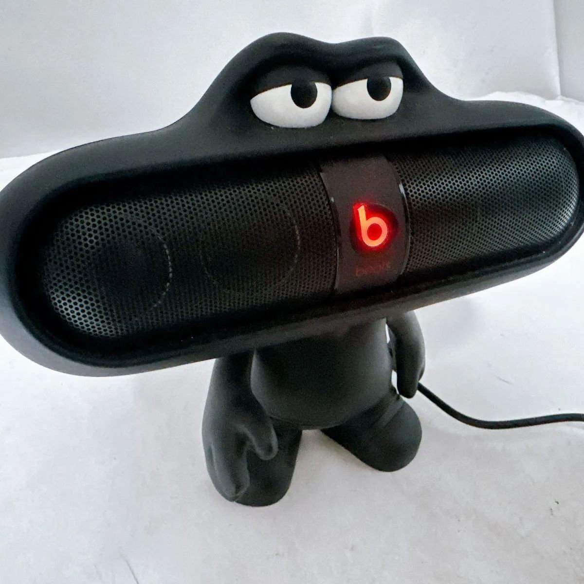 オーディオ機器 Beats Pill Bluetooth ビーツ スピーカー Dude