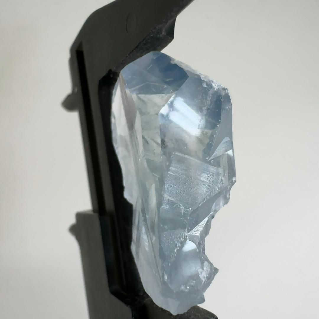E31357】 結晶 マダガスカル産 セレスタイン 天青石