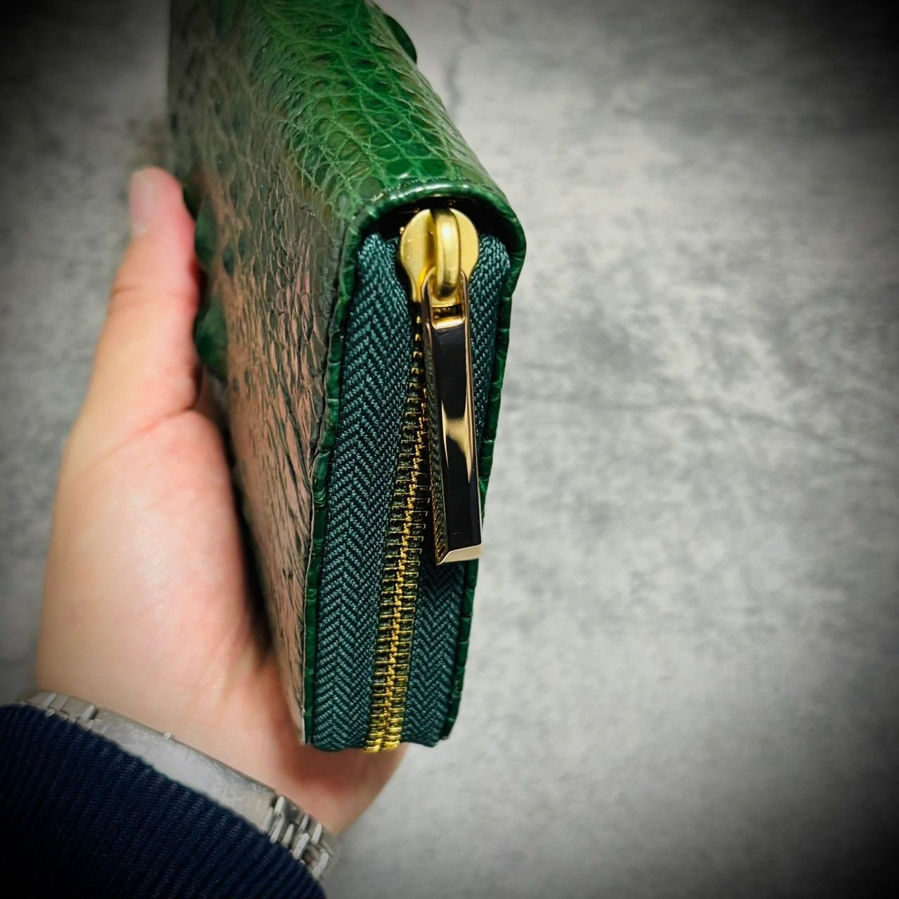 本物　クロコダイル　シャムワニ　 長財布 ワニ革 レザー 本革 緑グリーン クロコダイル メンズ財布 長財布 大容量 カード27枚 頭部