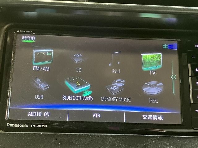 ZVW30 カーナビゲーション