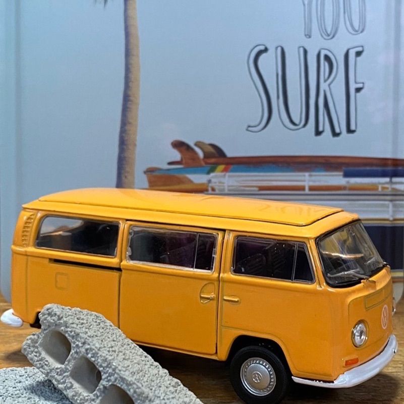 レイトバス ワーゲンバス Volkswagen TYPE2 1台 - メルカリ