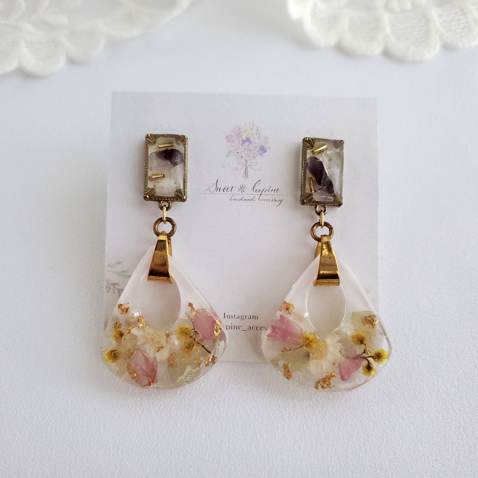 ☆188)(アメジスト)レジンカボションとフラワーフープ大ぶりイヤリング/ピアス メルカリShops