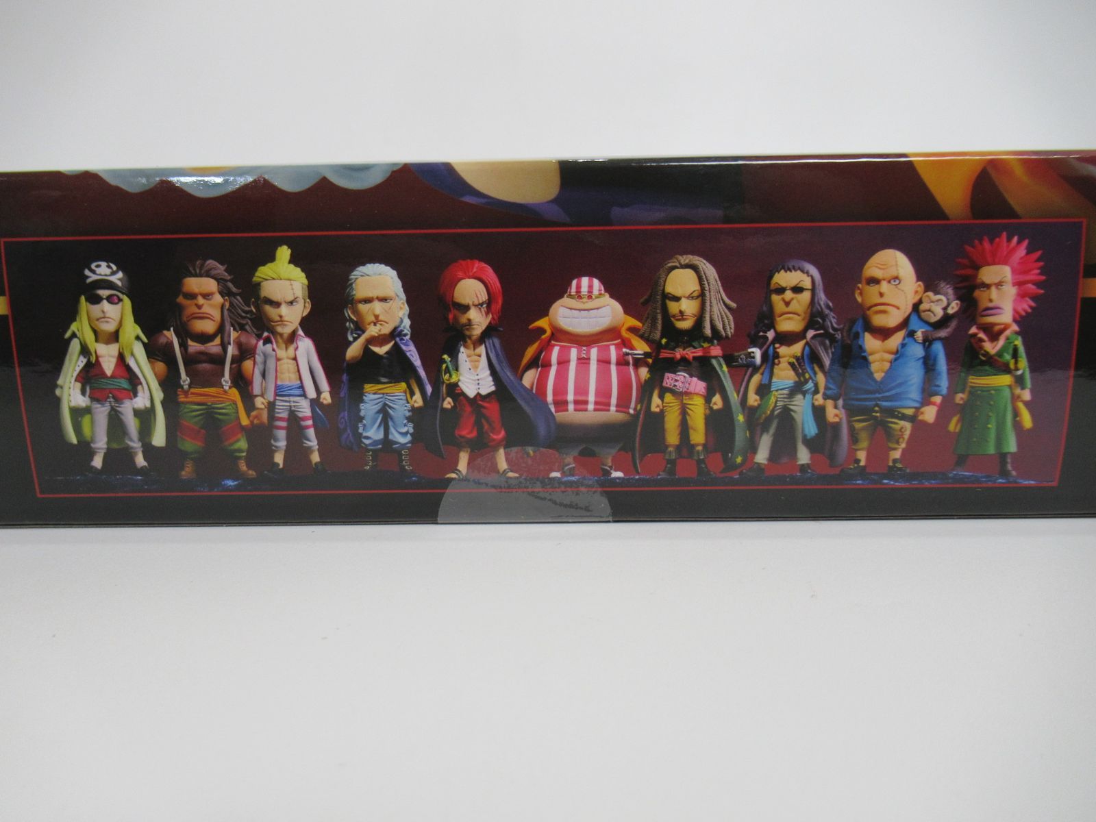 ワールドコレクタブルフィギュア PREMIUM 赤髪海賊団 ワンピース