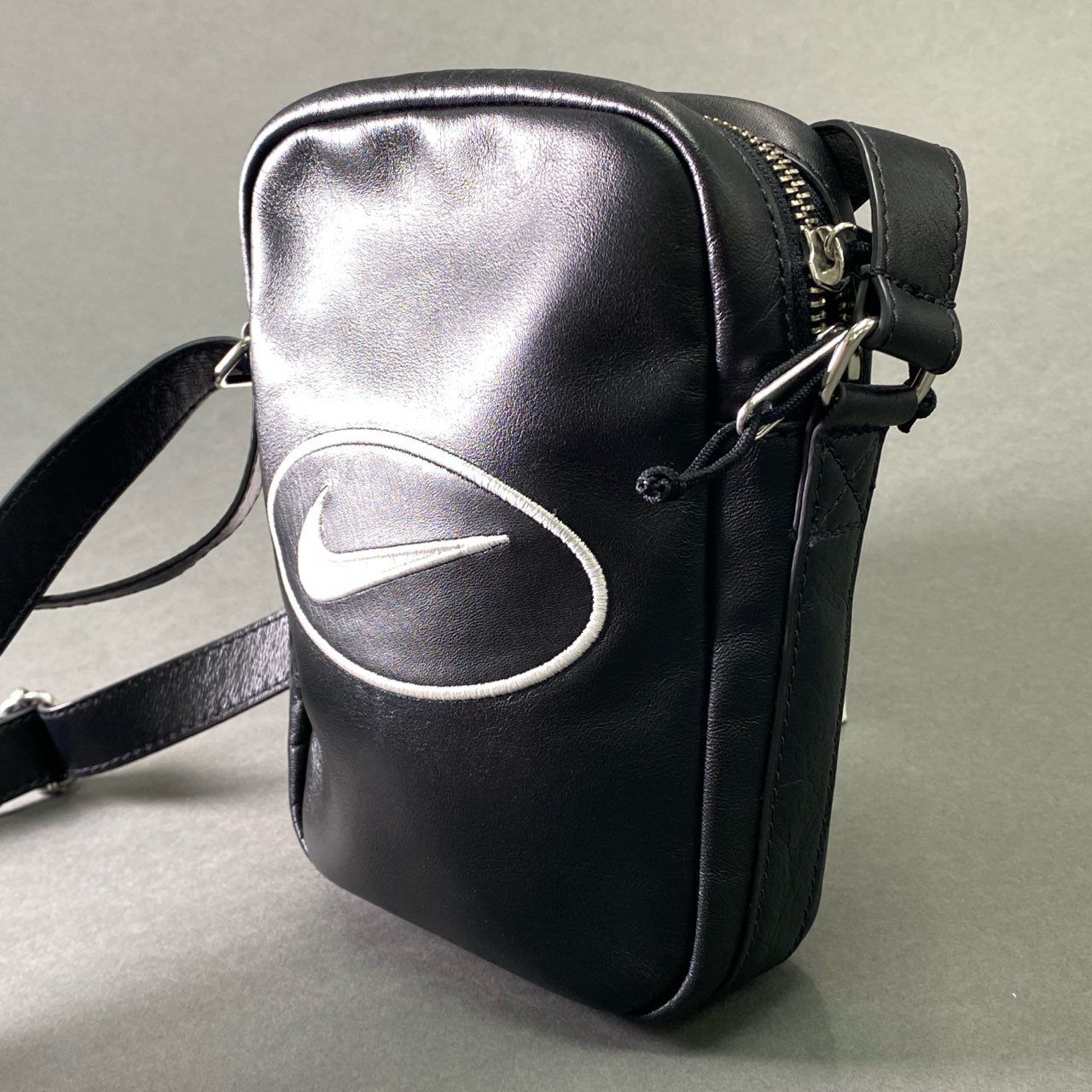 Hg9 SUPREME NIKE シュプリーム ナイキ LEATHER SHOULDER BAG