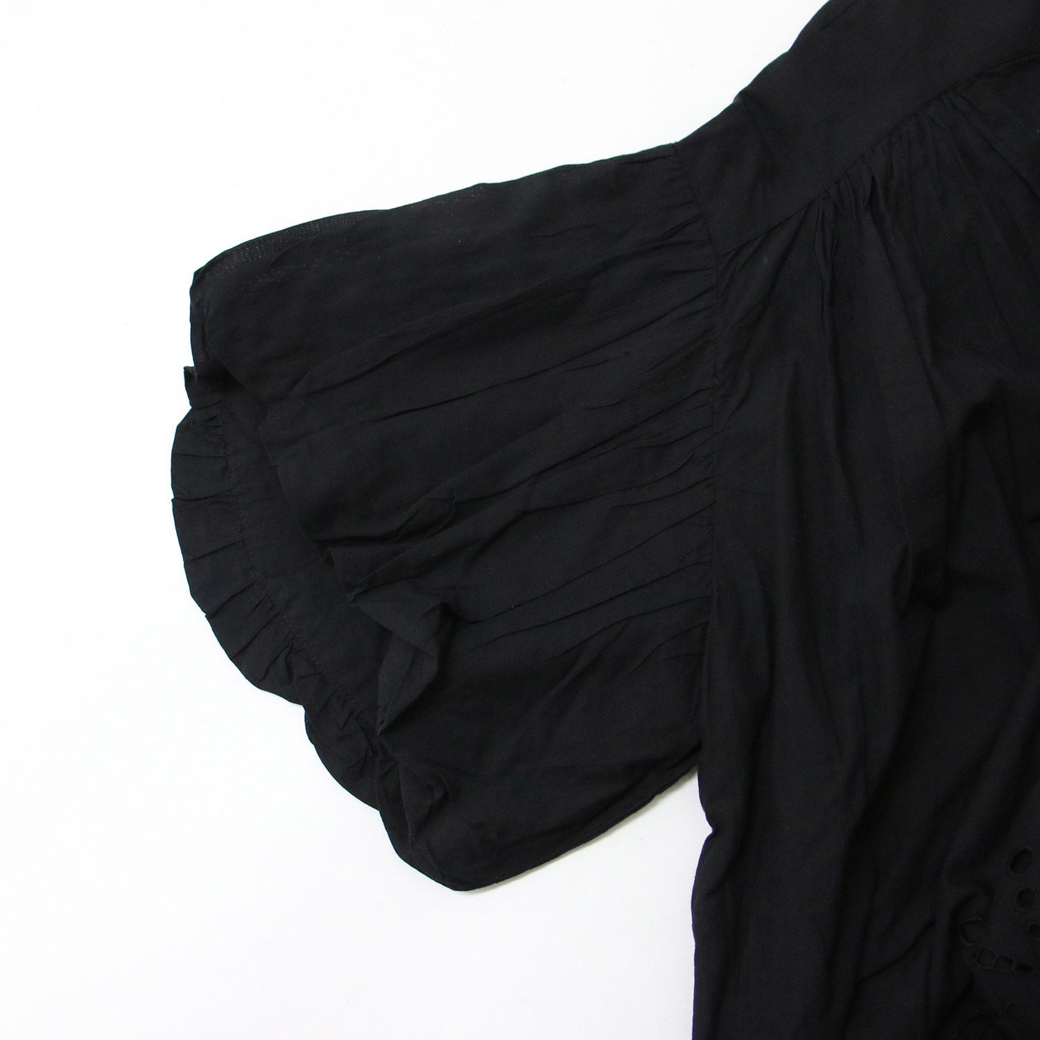 新品 Cloth&Cross クロス＆クロス AAYUSHI アユーシ ブラウス ブラック 