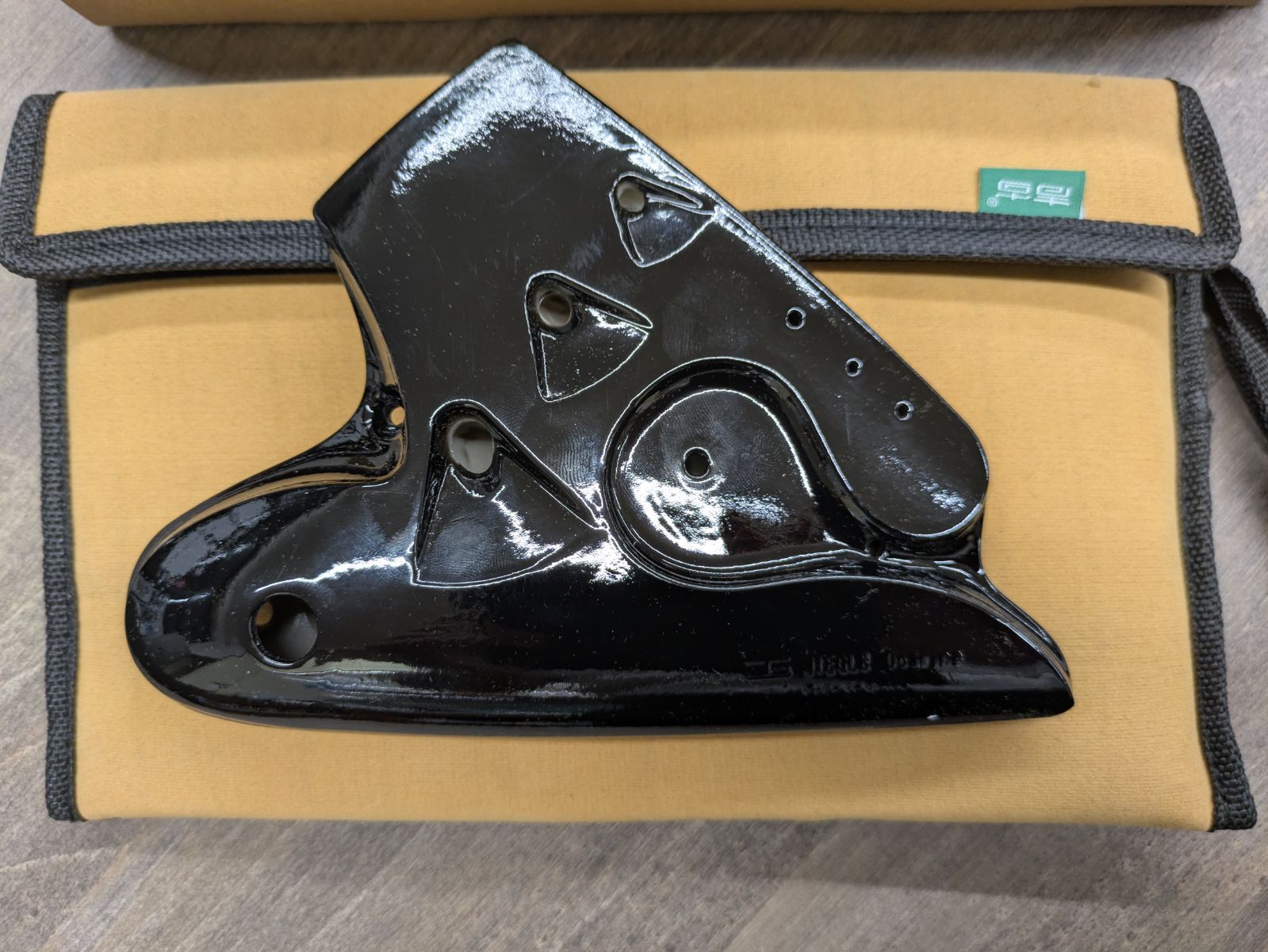 低価格！ Jiegle プラスチック製トリプルオカリナ アルトC管 ブラック 送料無料!