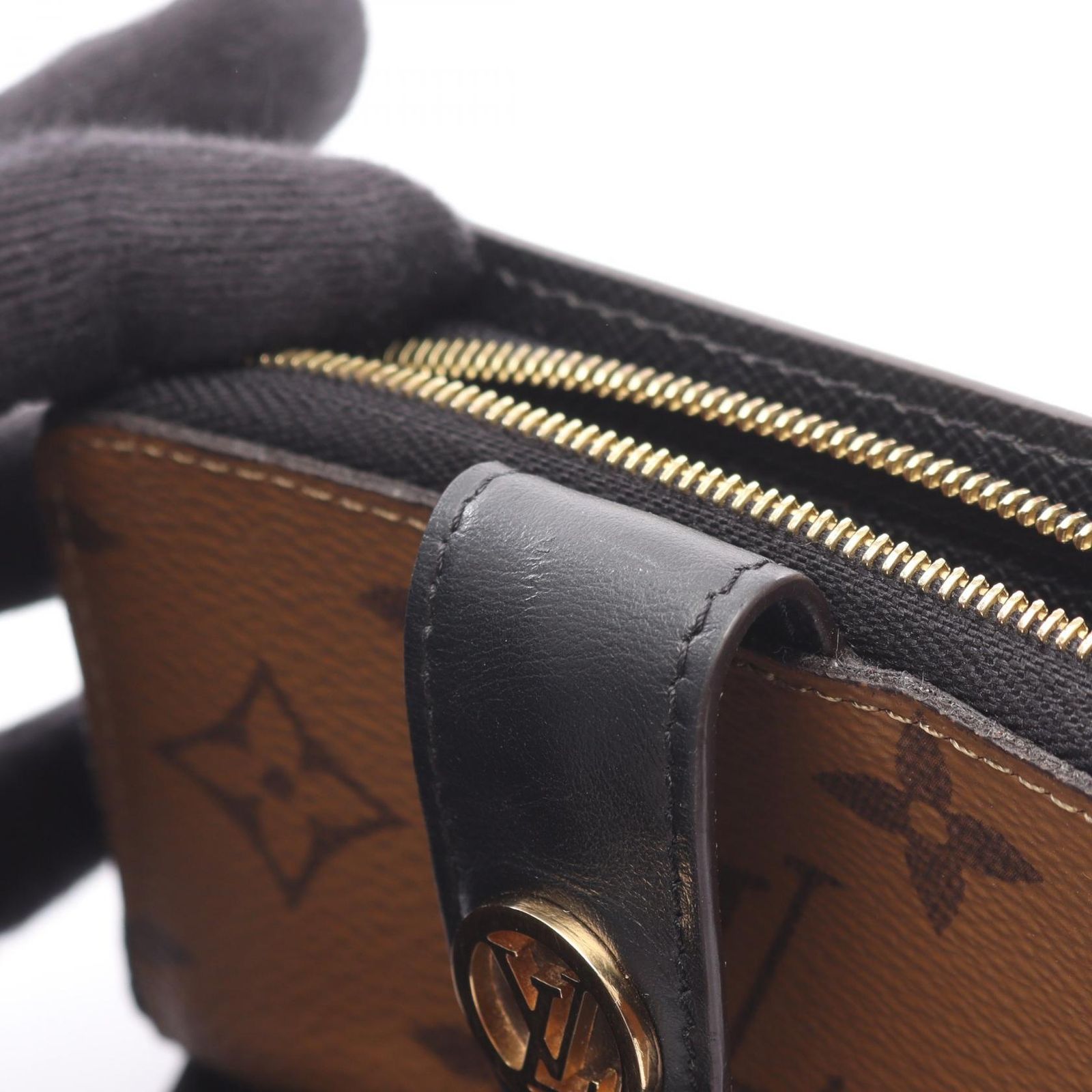 サンローランパリ コンパクトウォレット 折り財布 黒 YSL デカロゴ  