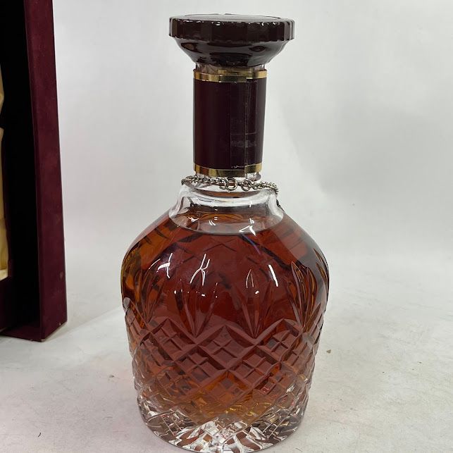 未開栓 シーバスリーガル 25年 チェアマンズリザーブ 750ml 古酒