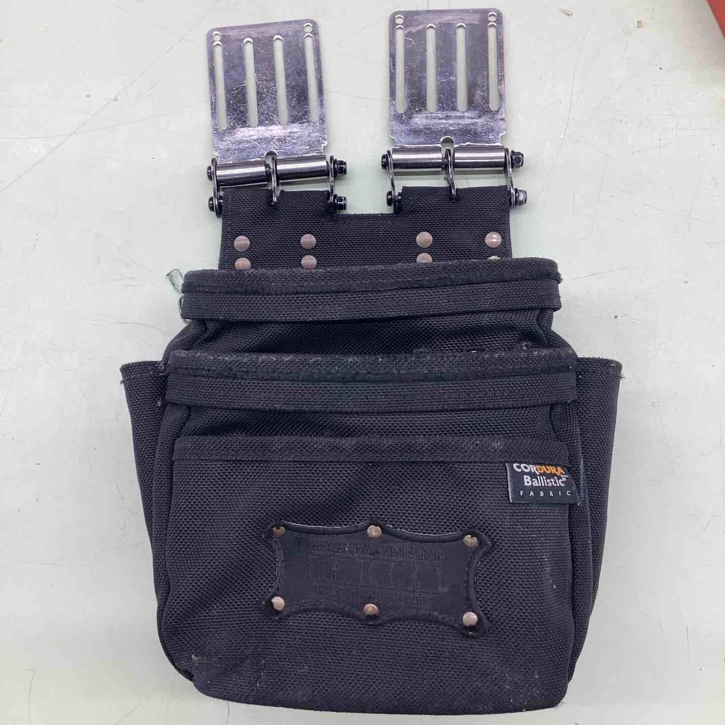 □KNICKS コーデュラバリスティック チェーンタイプ3段腰袋 BA-301DDX 越谷店