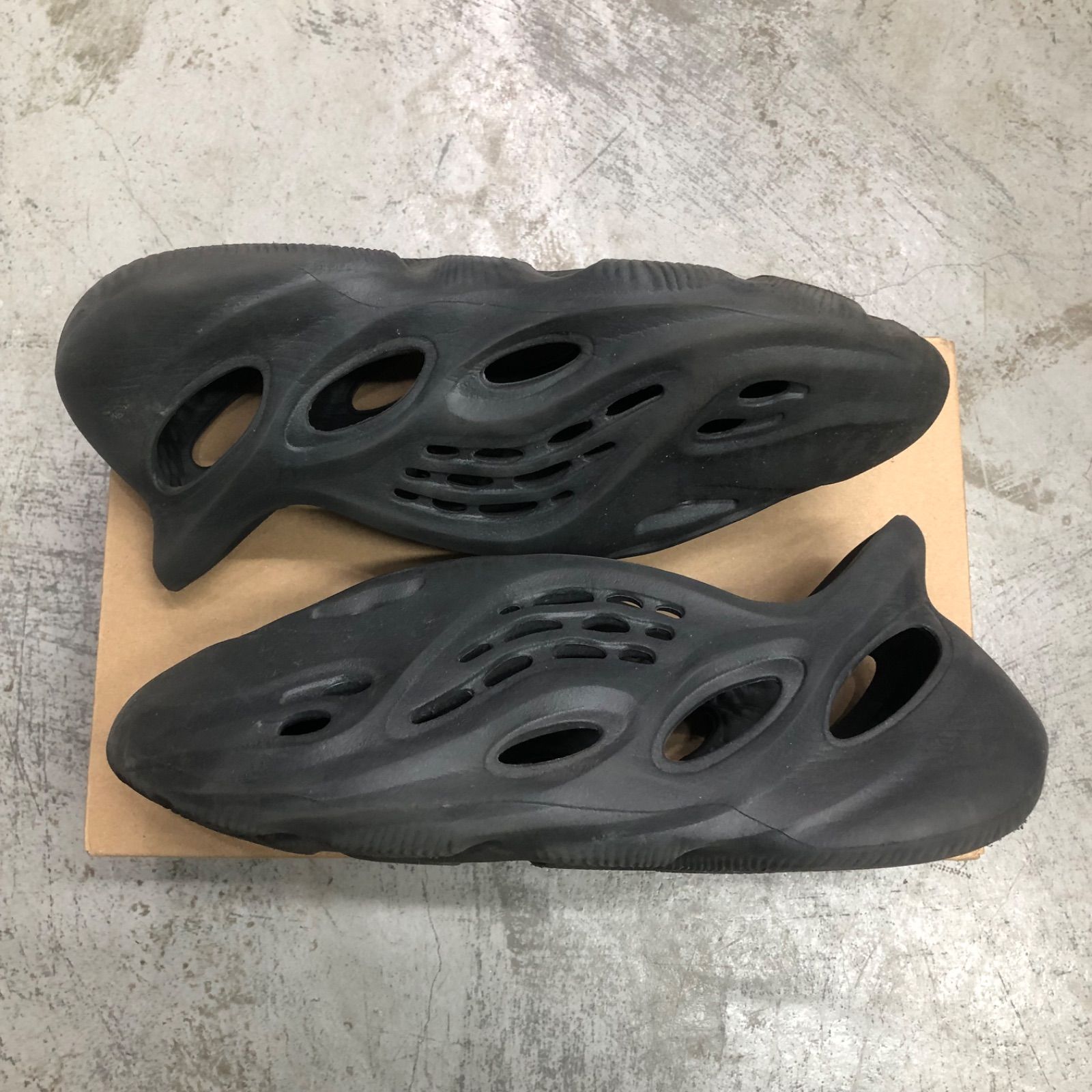 adidas YEEZY Foam Runner Onyx 29.5 新品 adidas×YEEZY YEEZY Foam Runner Onyx イージー フォーム