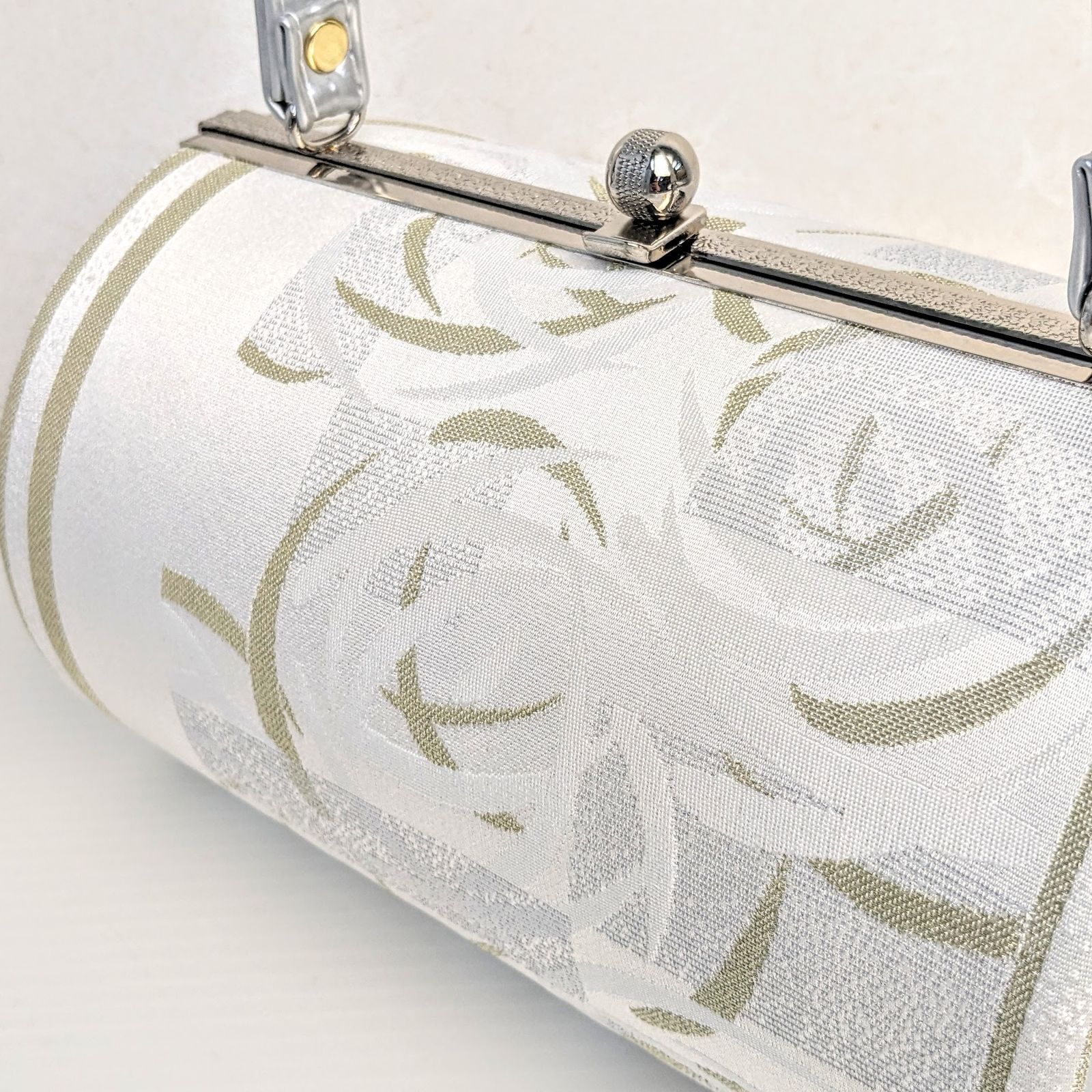 和装 草履バッグセット 帯地 白×金 3枚芯 フリーサイズ k19-14 和装 草履バッグセット 帯地 白×金 3枚芯 フリーサイズ k19-4