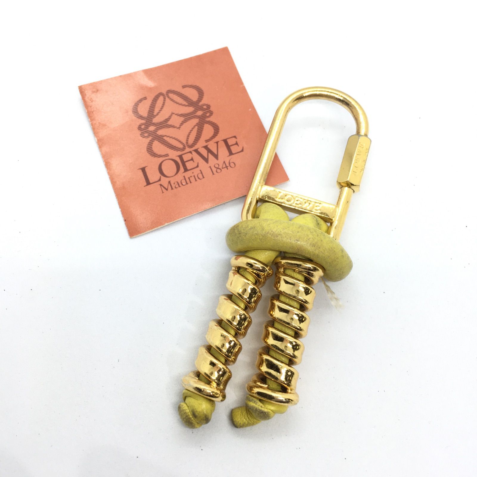 LOEWE イエロー レザー ヴィンテージキーホルダー 楽天市場】ロエベ LOEWE キーホルダー アナグラム チャーム 現行