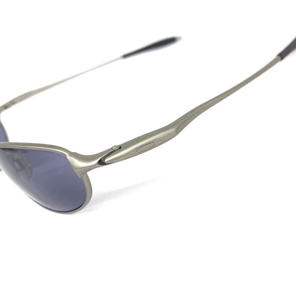 OAKLEY オークリー e-wire イーワイヤー2.1 サングラス シルバーカラー