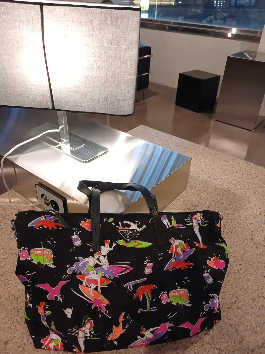 PRADA プラダ スキー ショッパーバッグ かわいい よく聞く