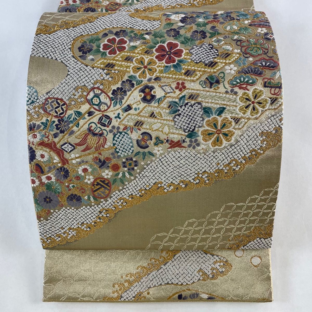 袋帯 秀品 桜 宝尽くし 唐織 箔 金色 六通 正絹