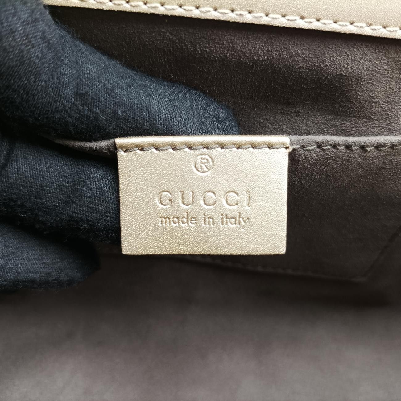 グッチGucciパドロックゴールドPVCコーティングキャンバス409487C019254313