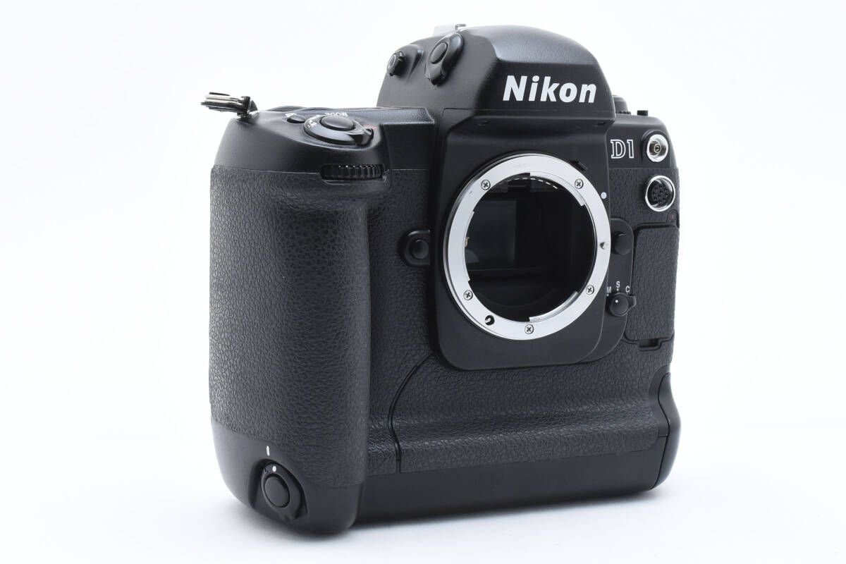 Nikon D1H デジタル一眼レフカメラ☆美品☆ ☆通電確認OK☆ ニコン Nikon D1 ボディ EN-4 バッテリー付属