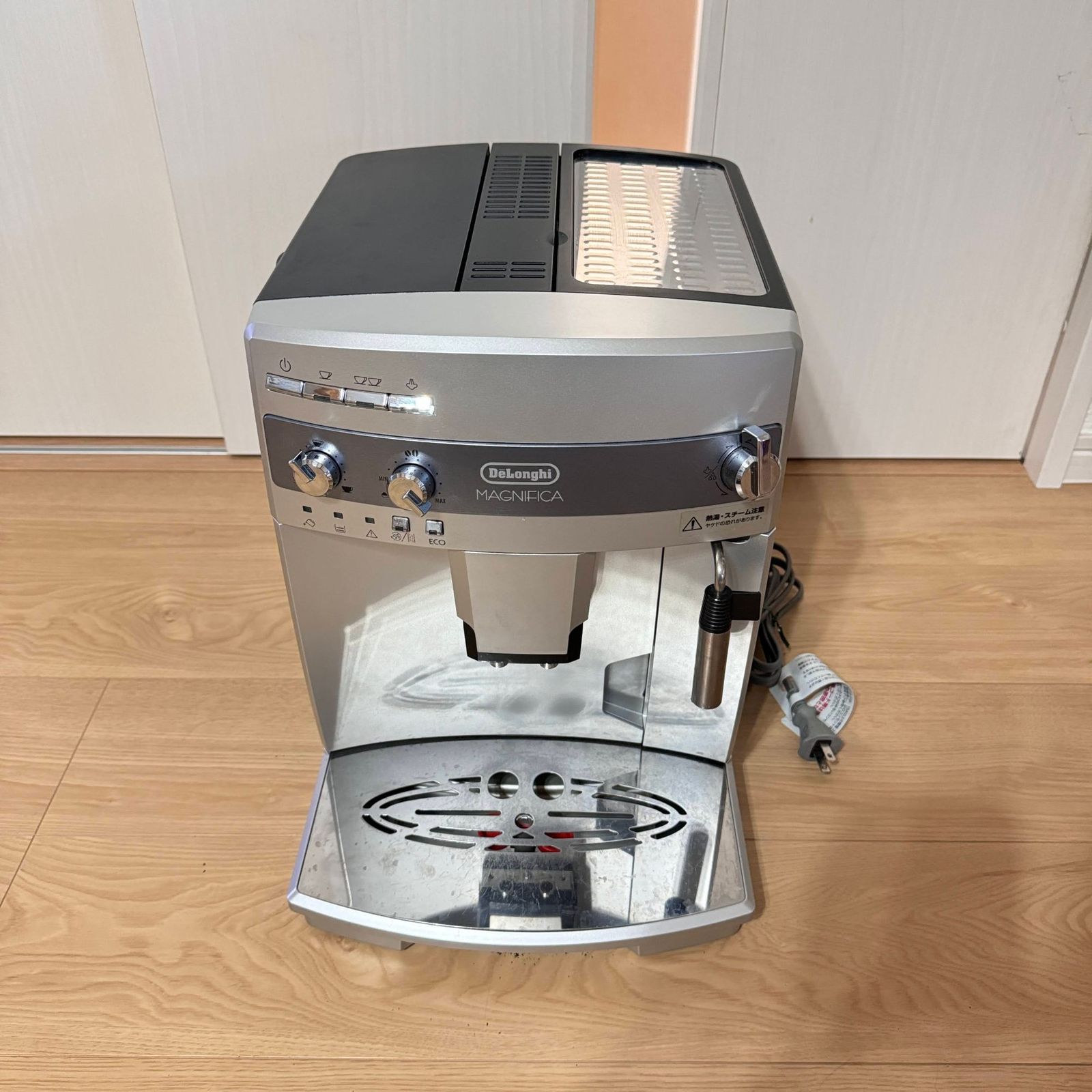 ☆動作確認済み DeLonghi デロンギ マグニフィカ 全自動コーヒーマシン エスプレッソマシン（ESAM03110S）☆ - メルカリ