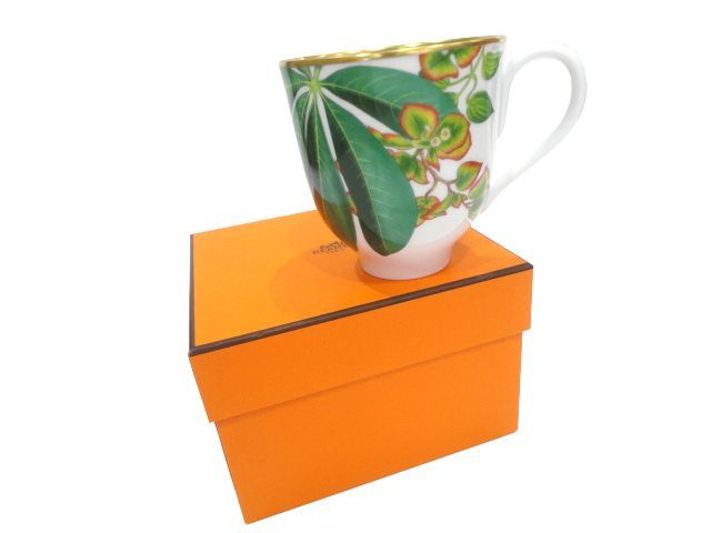 色絵金銀彩輪花酒盃 (前田正博) 色絵金銀彩輪花酒盃 (前田正博) 柳瀬美術店 / 前田正博「色絵金銀彩