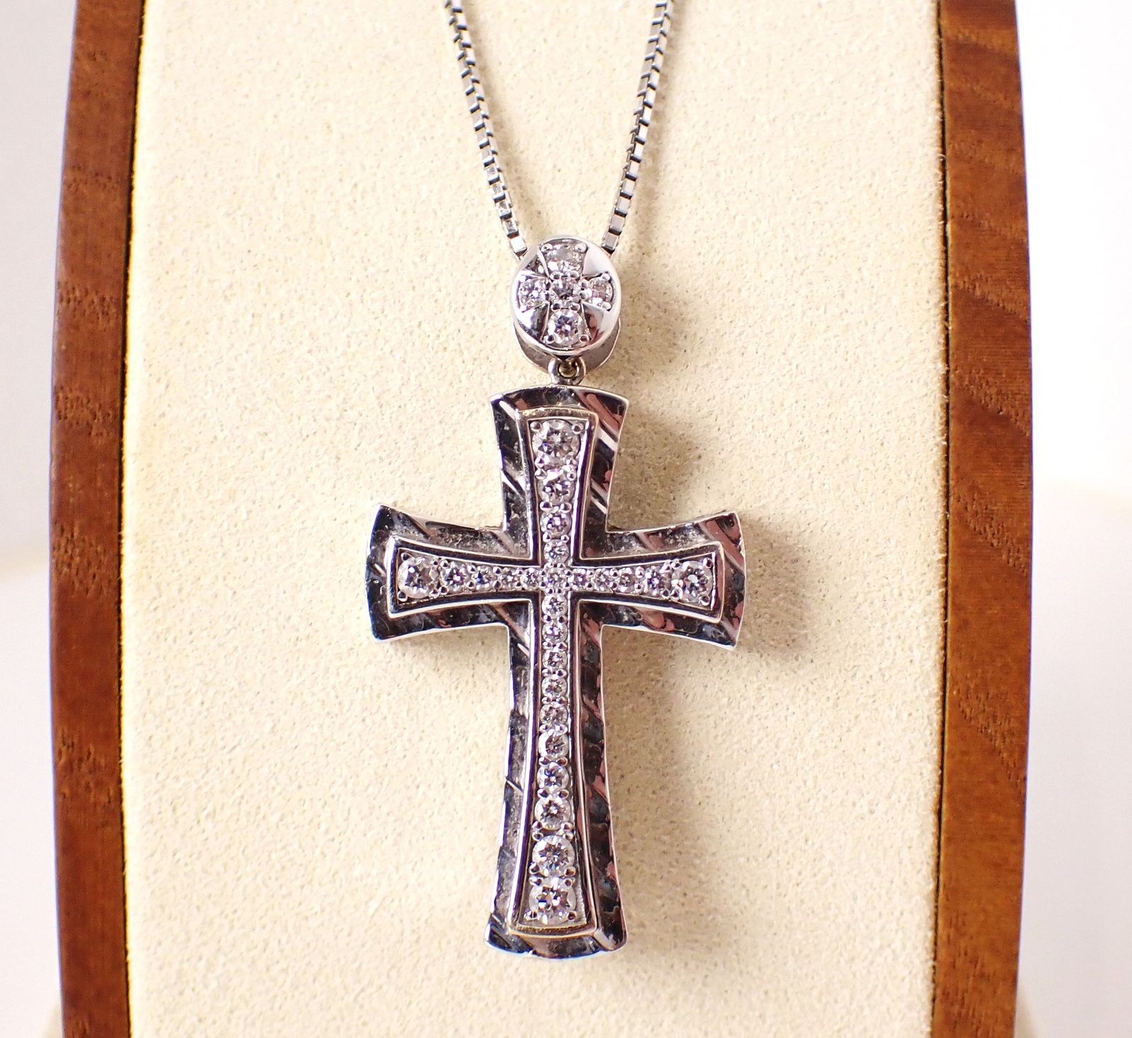 Yobiko K18 WG 十字架 ネックレスユキザキ