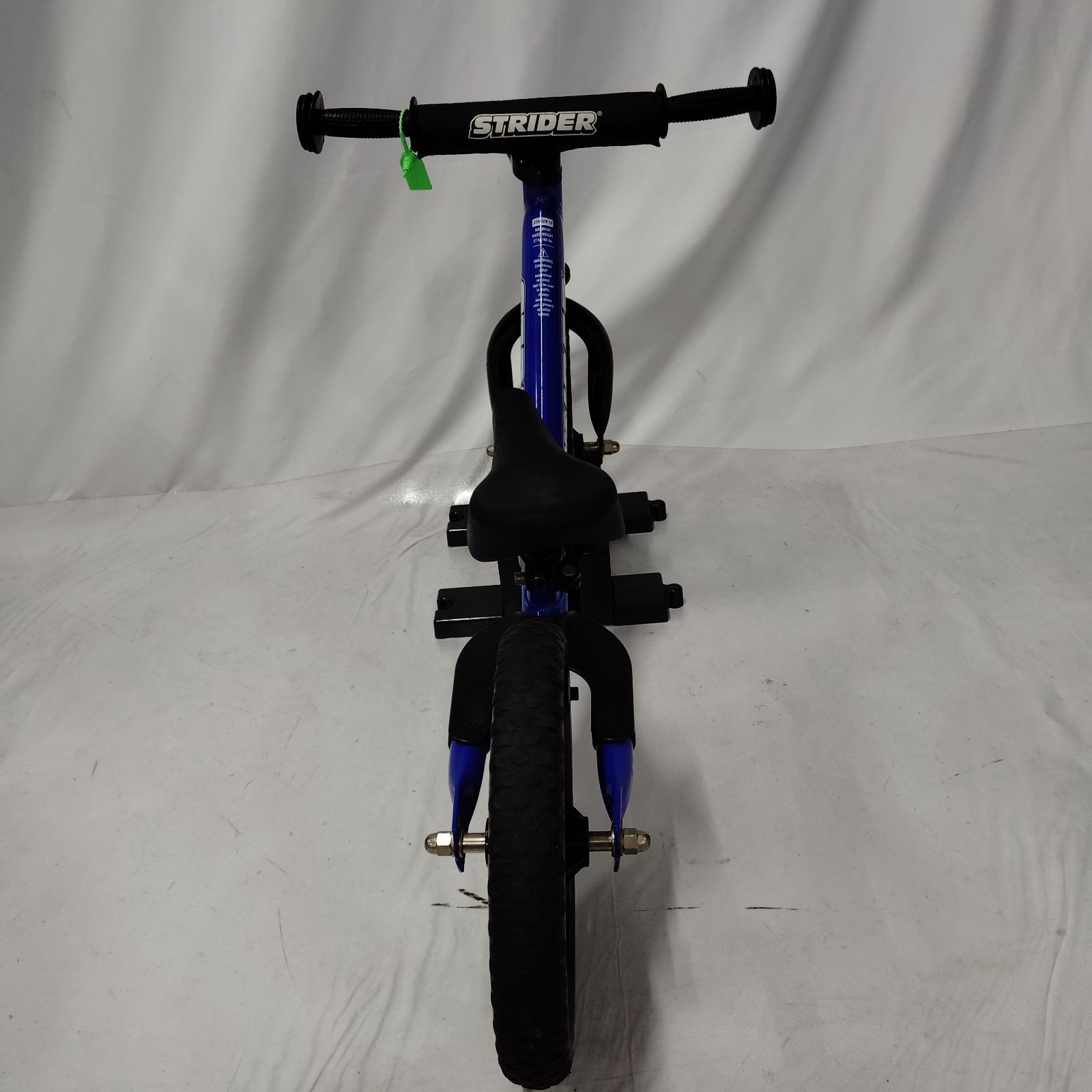 美品 人気カラー STRIDER SPORT ストライダー スポーツ 12インチ