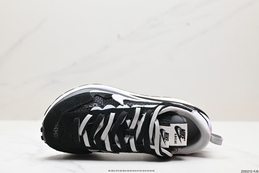 サカイ × ナイキ ヴェイパーワッフル 'ブラックアンドホワイト 23cm サカイ × ナイキ ヴェイパー ワッフル 