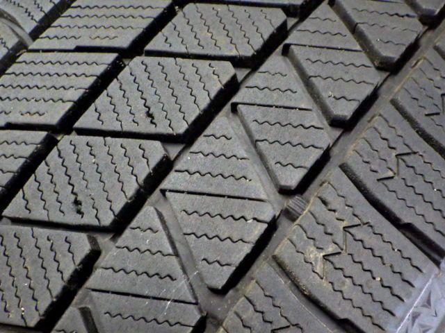 価格比較でお得にお買物。 SP800 F◆ ● 造 約8.5部山●BS BLIZZAK VRX3●215 60R17●4本 人間