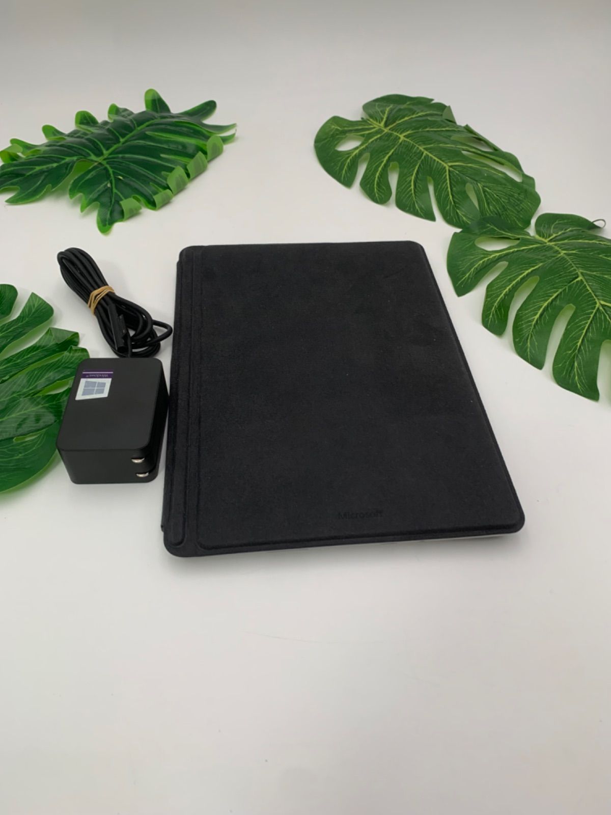 Surface Go 2 LTE 対応 美品 CUPCore m3-8100y Surface Go 2 LTE 対応 美品 CUPCore m3-8100y / 1.1GHz - メルカリ