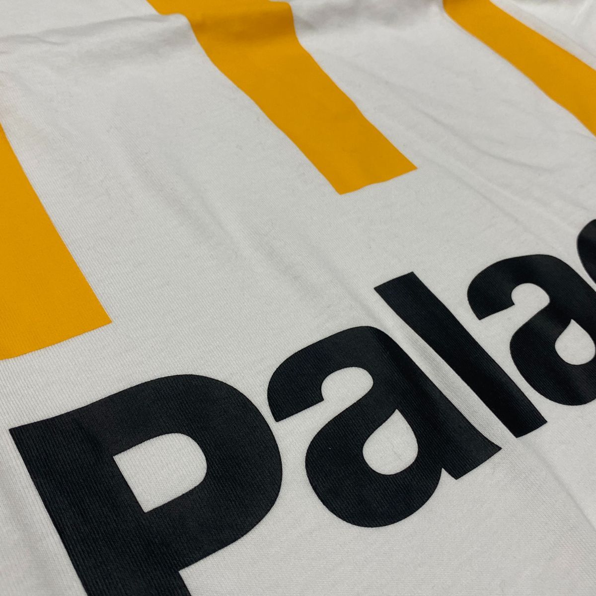 限定コラボ 英国ロンドン発ブランド PALACE パレス スケートボード 