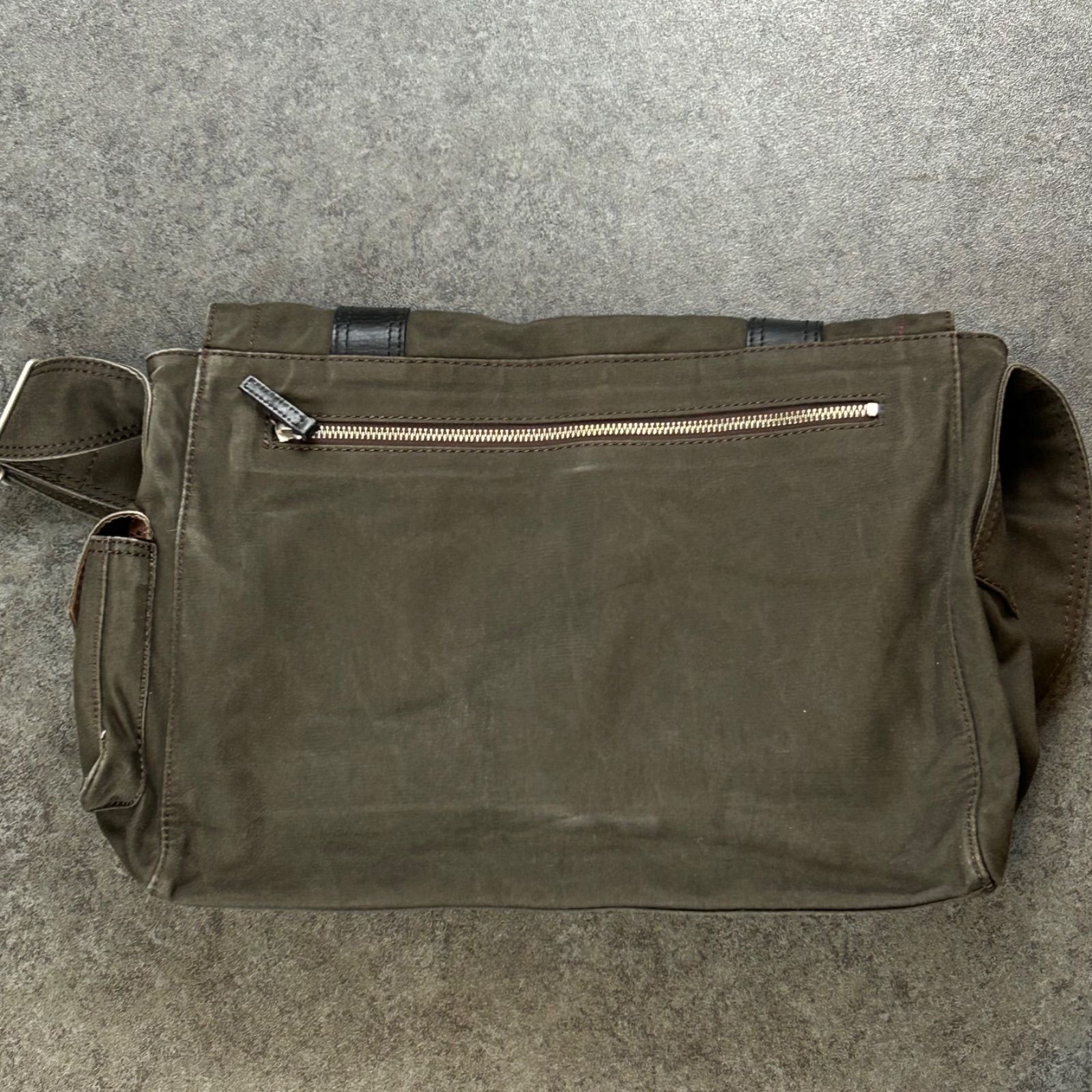 ポールスミス ショルダーバッグ メッセンジャーバッグ vintage カーキ