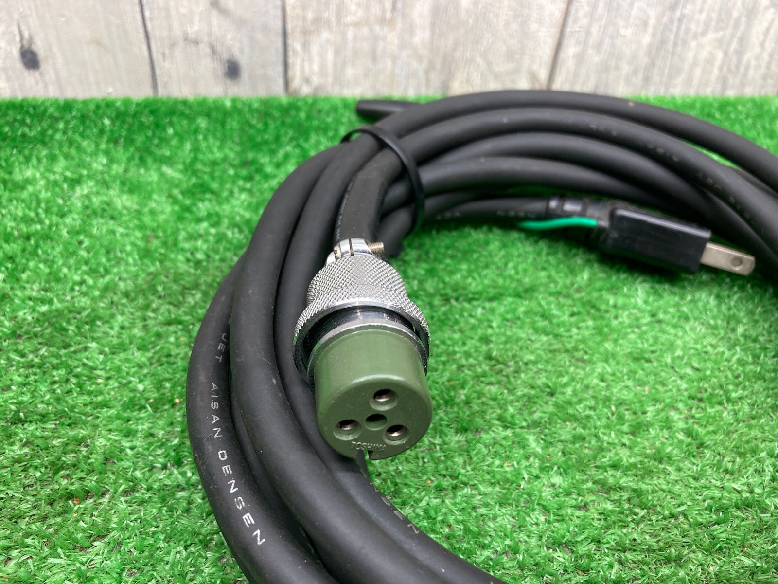 全国配送無料‼️☆岩谷産業☆塩ビ溶接機 ROCK 226型Hot-Jet