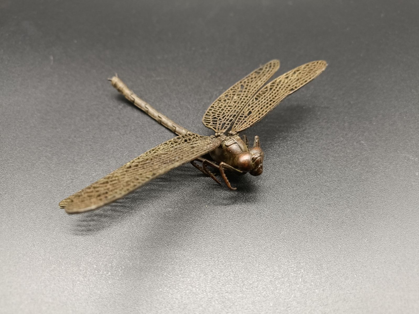 銅製置物 勝虫 蜻蛉 トンボ 雨宮宗作 関節可動 金工品 茶道具 H*