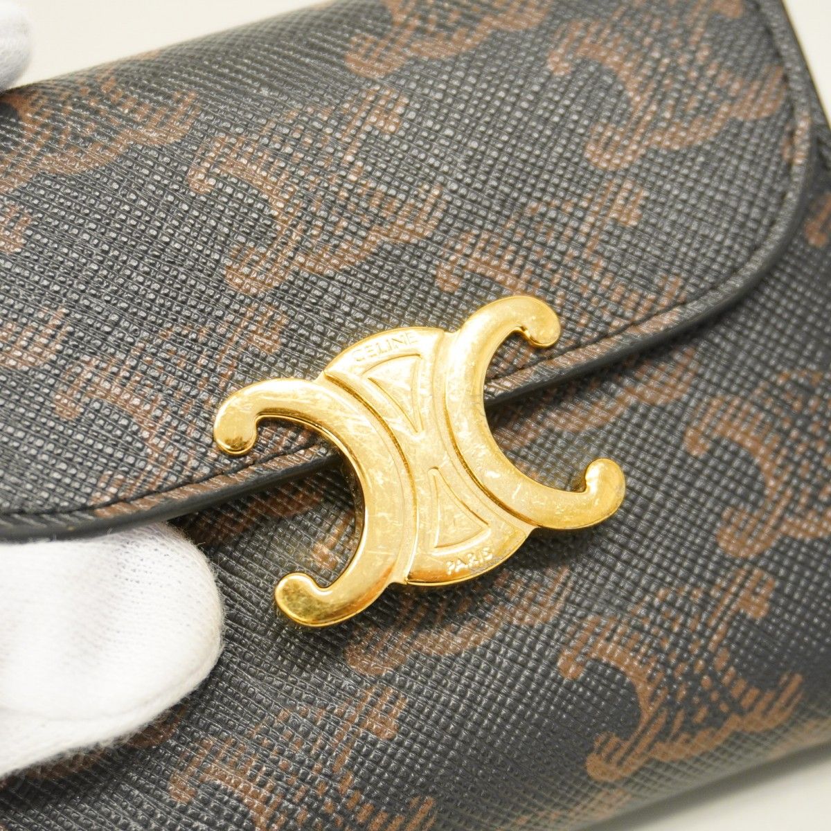 5hb0985-h】セリーヌ 三つ折り財布 トリオンフ PVC ブラック ゴールド  