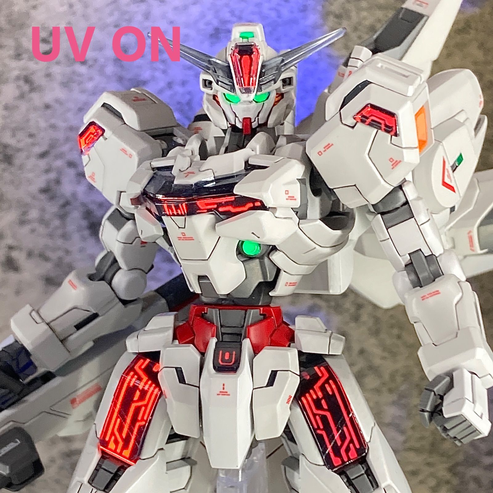 ジャンク】HG 1/144 ガンダムキャリバーン ブラックライトで光るパー