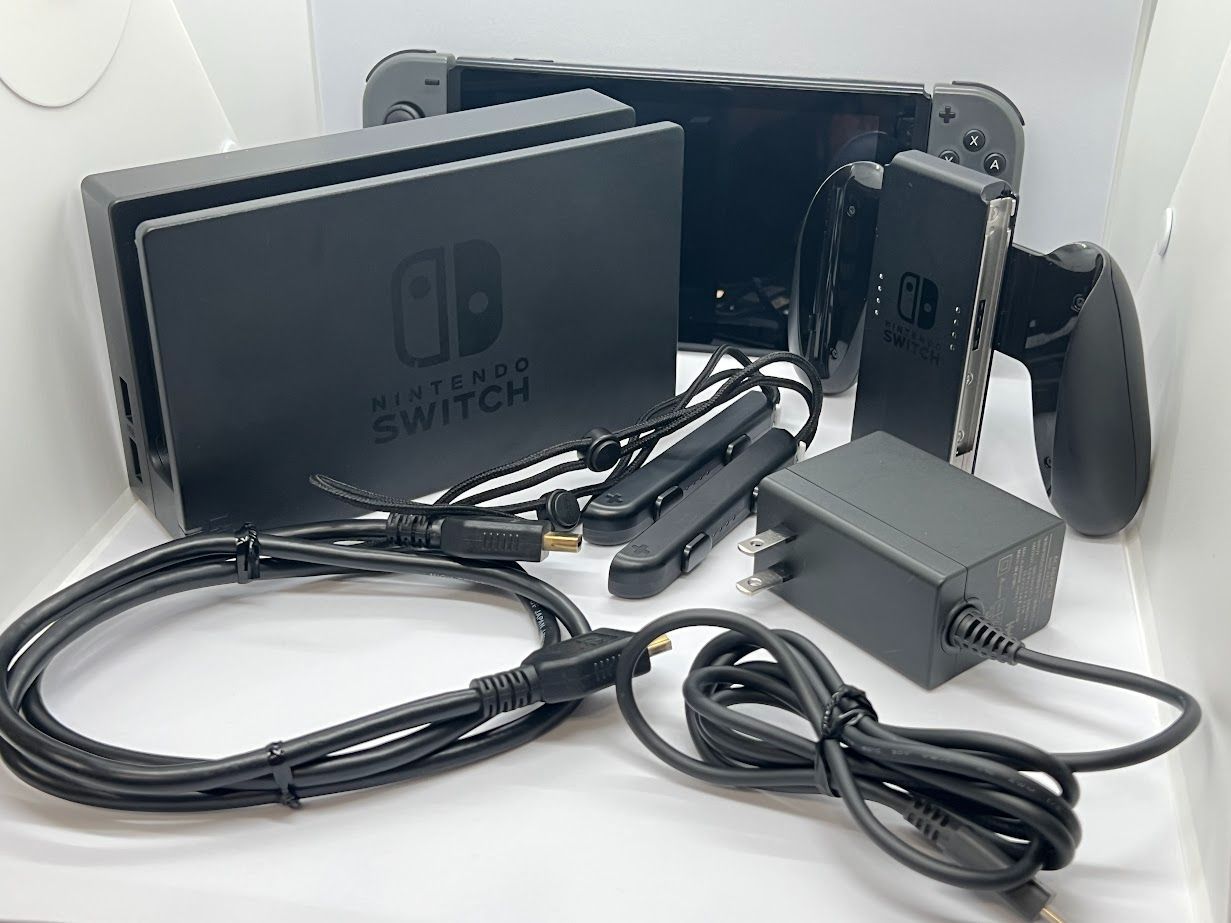 任天堂 Switch 本体 グレー 旧型-