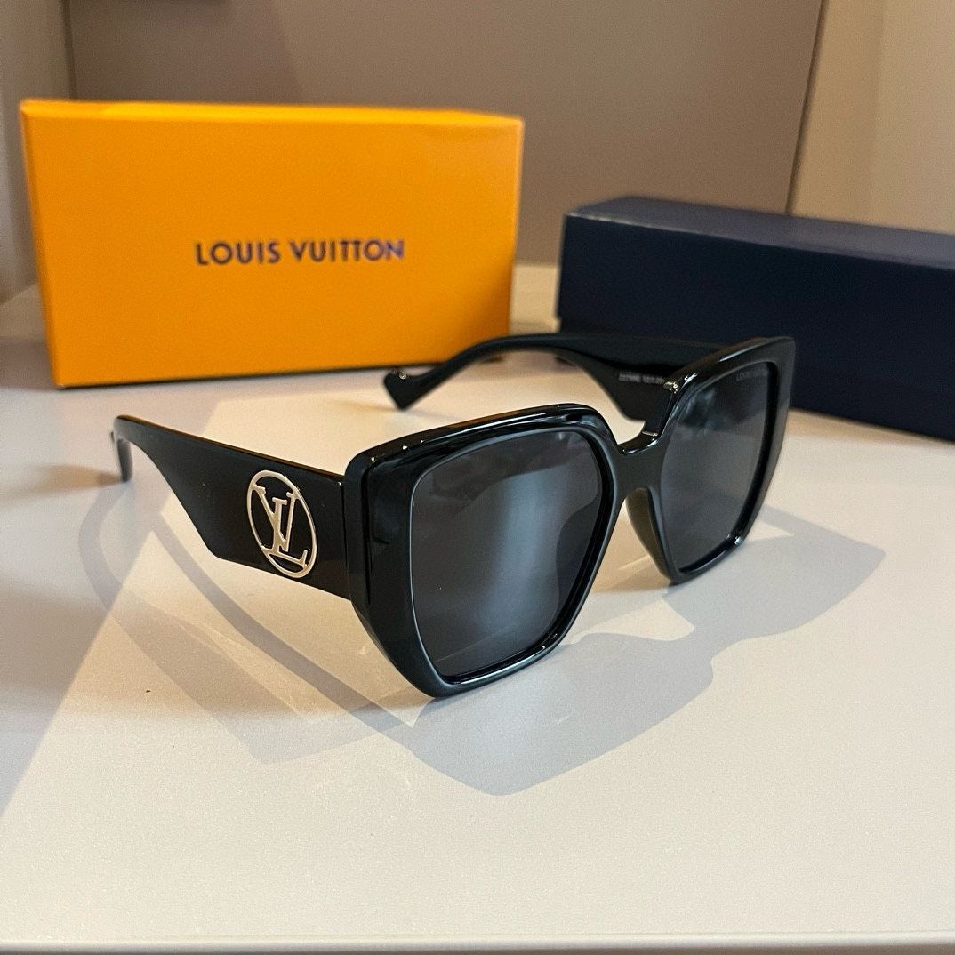 LOUIS VUITTON サングラス 並行輸入品 - メルカリ