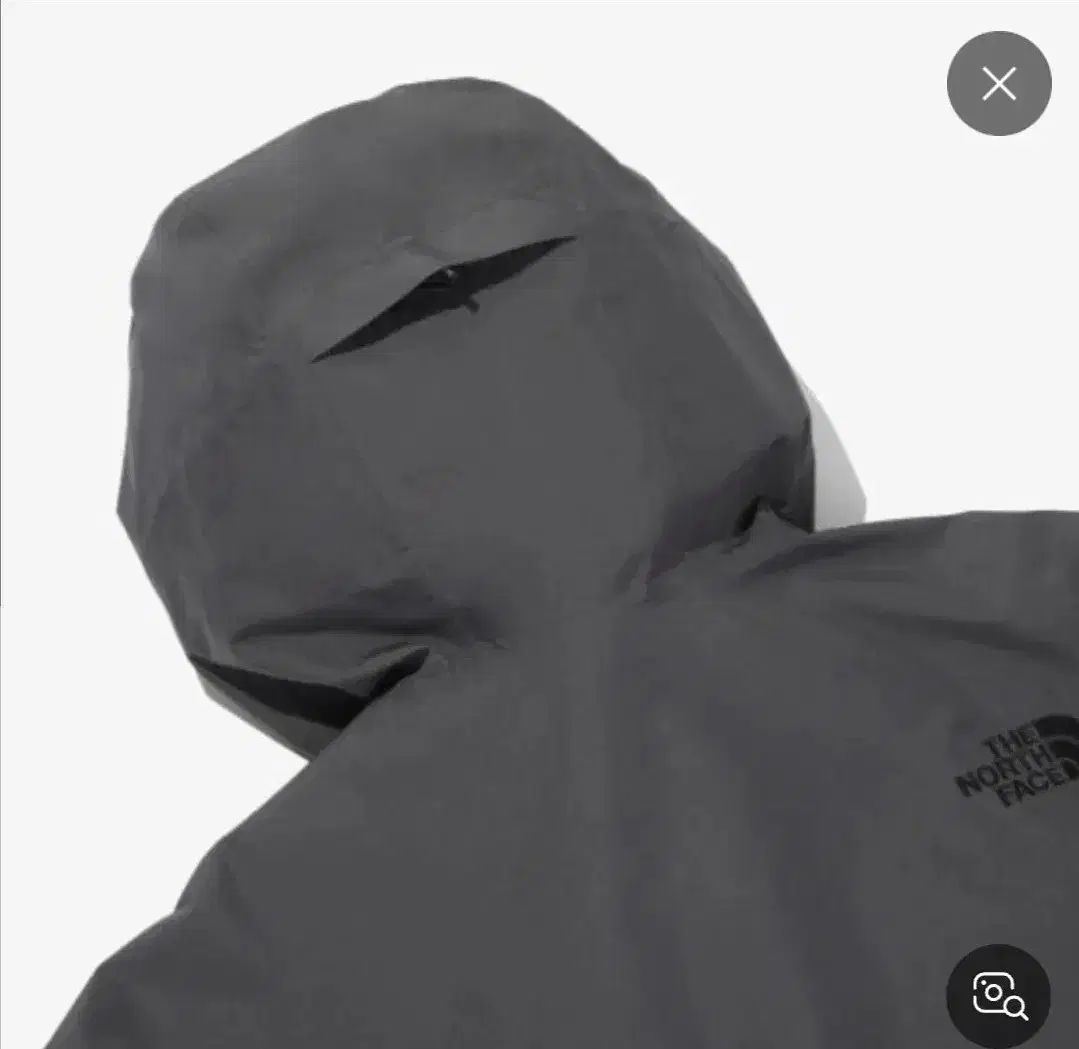 チャコールグレー