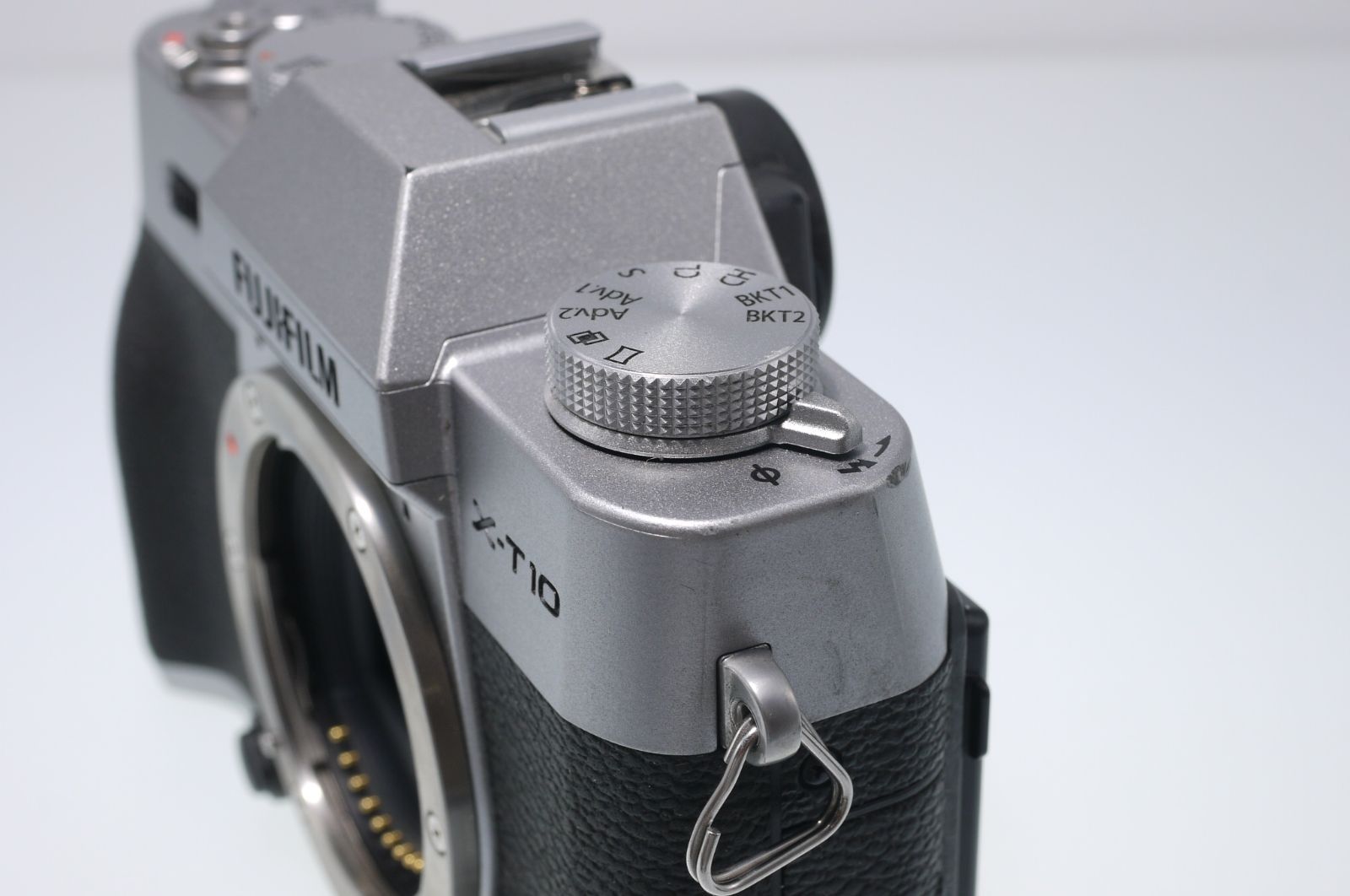 【中古・難あり】フジフイルム X-T10 ボディ-2