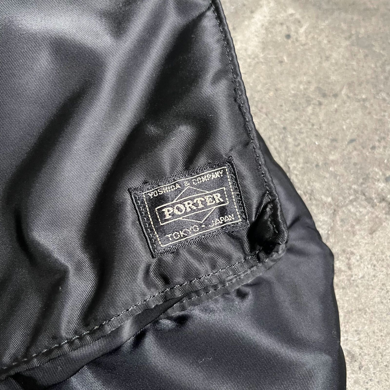 未使用 PORTER タンカー ヘルメットバッグ L 2way ブラック PX TANKER 2WAY HELMET BAG(L) PXタンカーはオリジナルで開発