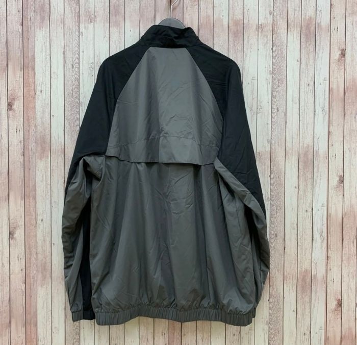 新品未使用　NIKEゴルフ　ウィンドブレーカー タグ付き 未使用 ナイキゴルフ NIKE GOLF クライマフィット