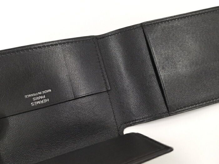 人間 HERMES クルネゼー 三つ折りカードケース ボックスカーフ ブラック B刻印 経済的な