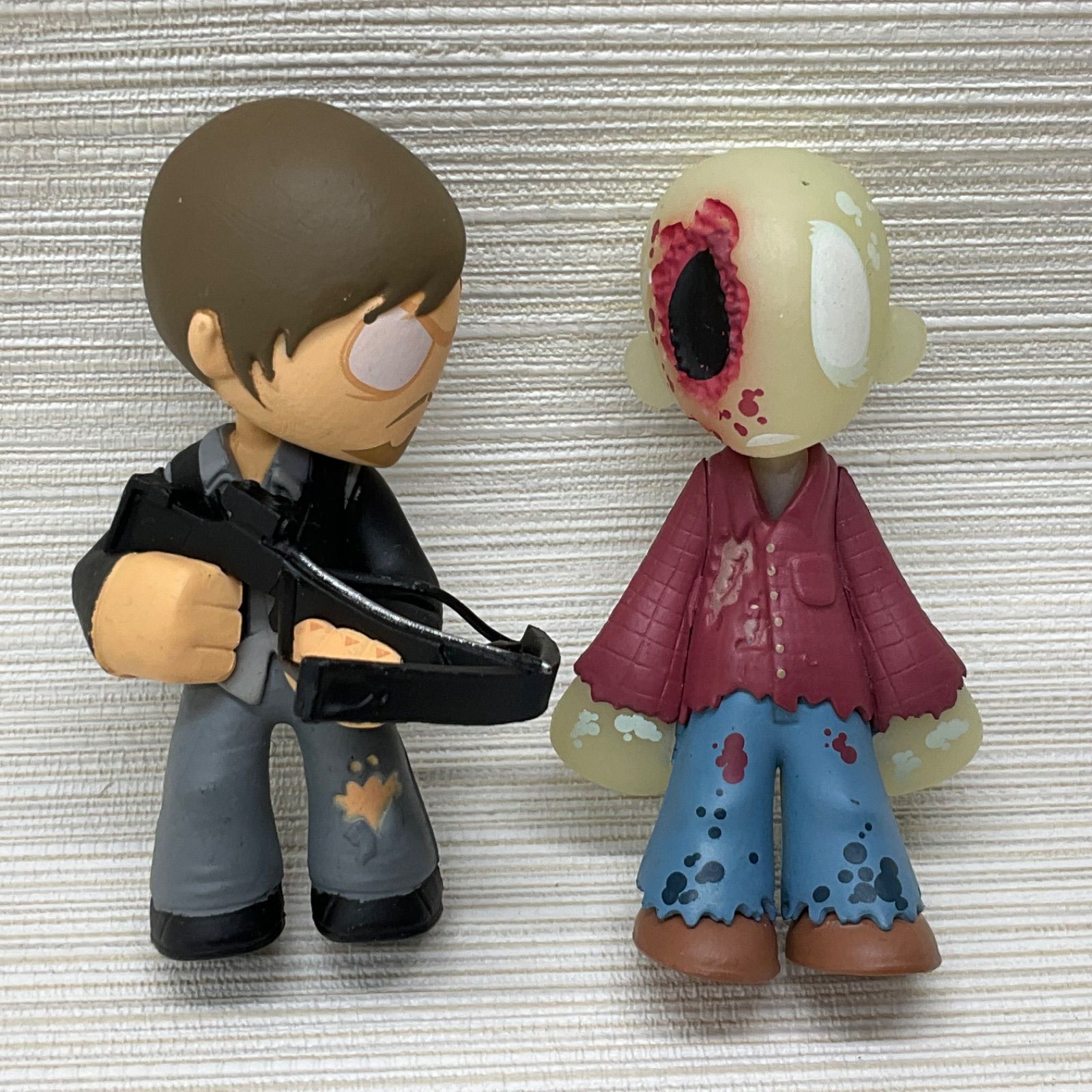 現状品 Funko ミステリー☆ミニ ダリル 片目ウォーカー（蓄光