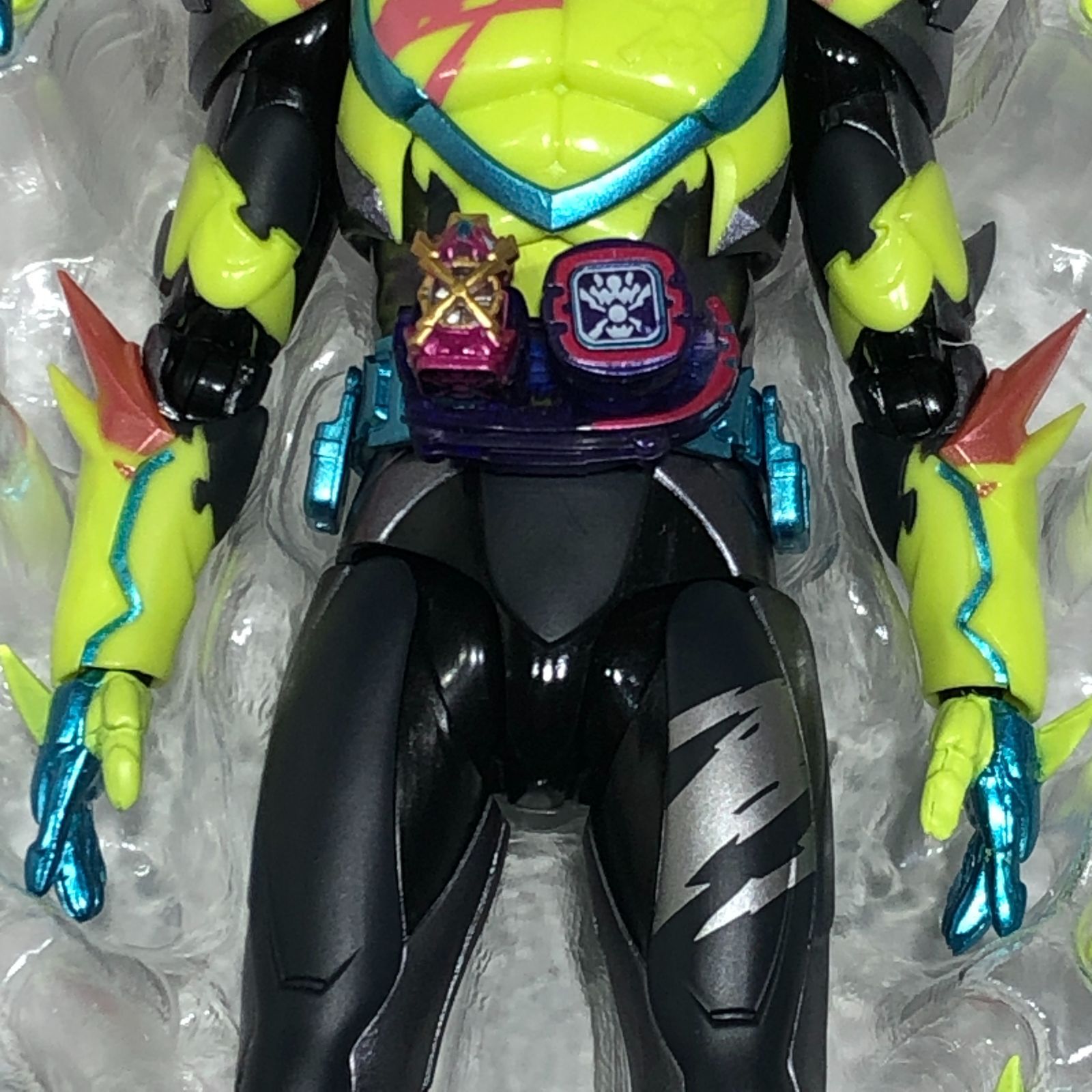 城東44-031】魂ウェブ商店 S.H.Figuarts 仮面ライダーリバイス