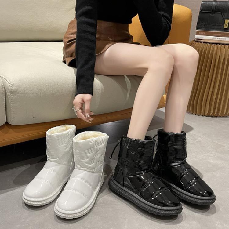 スノーブーツ レディース ショートブーツ スニーカー 裏ボア ハイカット 軽量 ダウンブーツ 厚底 防寒靴 短靴 通学 通勤 冬靴 雪靴 アウトドア 雪用ブーツ クーポン レディース スノーブーツ 防寒 保温 撥水 ムートンブーツ