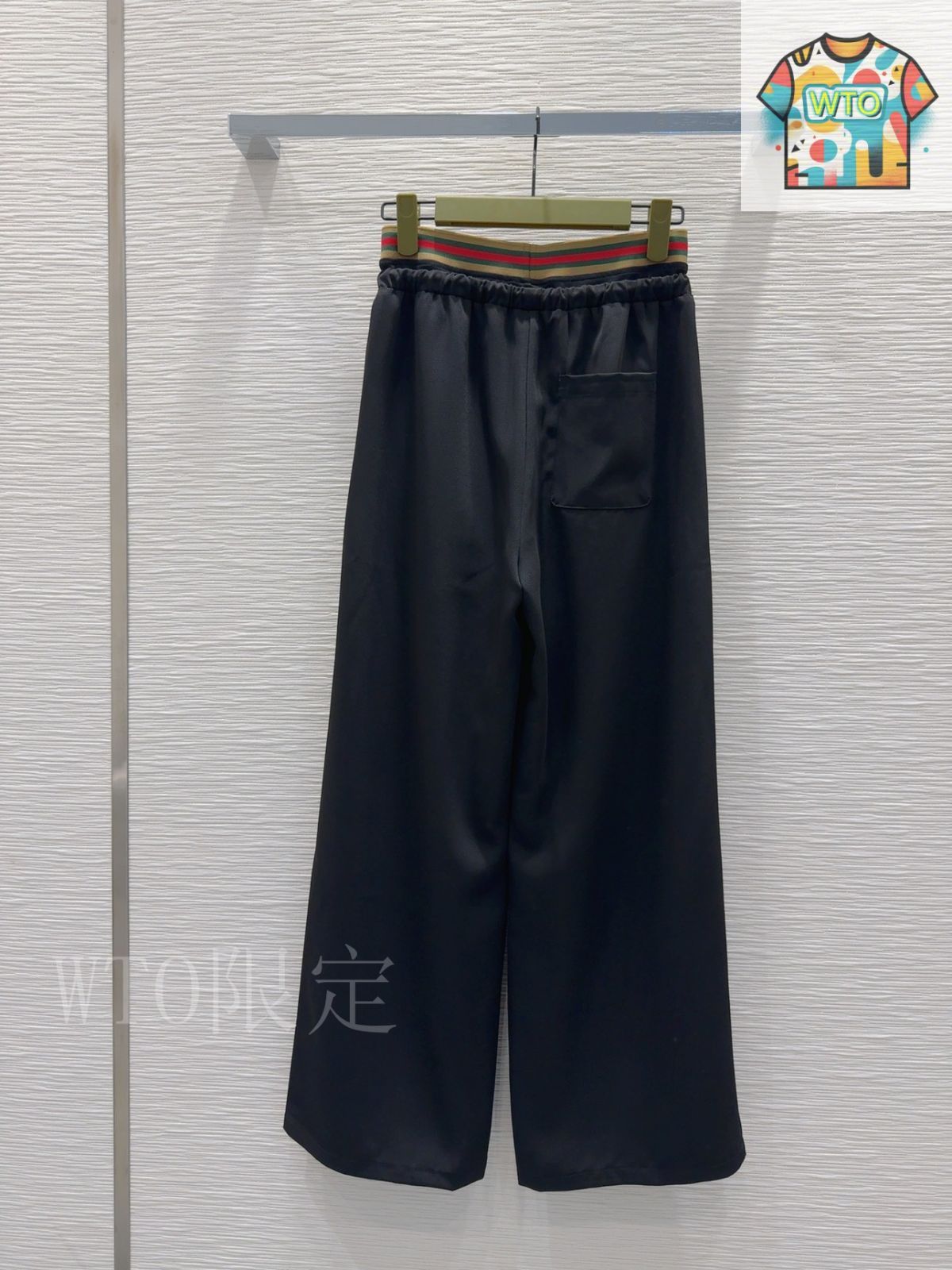 メル　カリ 今日特価】Gucci クラシックパンツ -1 - メルカリ