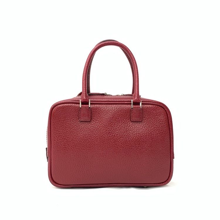 Rene ルネ アリア ハンドバッグ レザー カメリア付 ホワイト René（バッグ）のフリマアイテム一覧