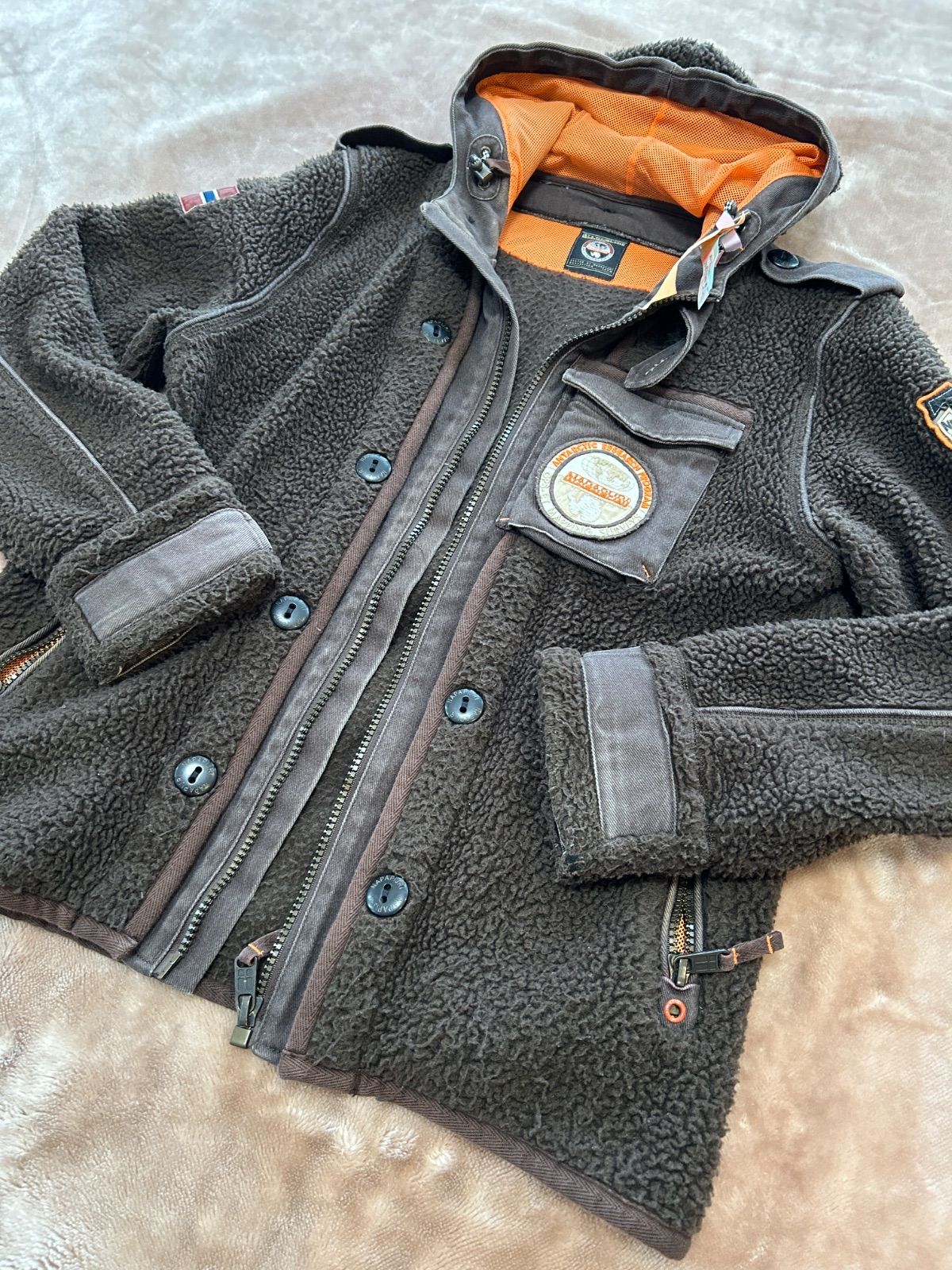 NAPAPIJRI ナパピリ ジャンパー ジャンバー フード付きコート メンズコート モッズコート ミリタリーコート ミリタリージャケット cort アウター 冬服 秋服 防寒用 防寒服Lサイズ肩幅45身幅50袖丈62.5着丈68ダークブラウン焦げ茶色 ナパピリメンズコートモッズコートミリタリージャケット防寒用