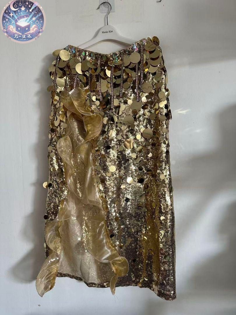 新品 未使用 新作 ベリーダンス オリエンタル衣装 インナー付 ゴールド