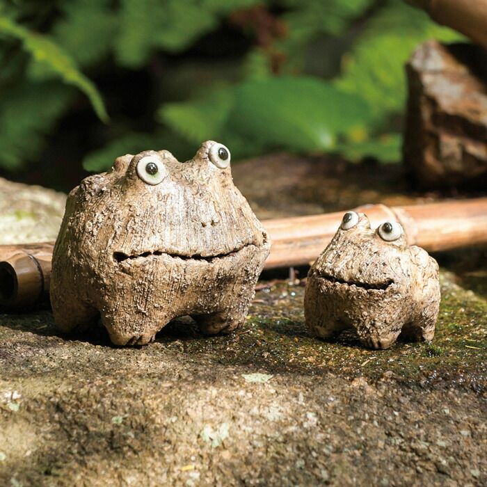 信楽焼 手作り笑い出目立ち蛙(大)45cm 蛙 カエルかえる Amazon.co.jp