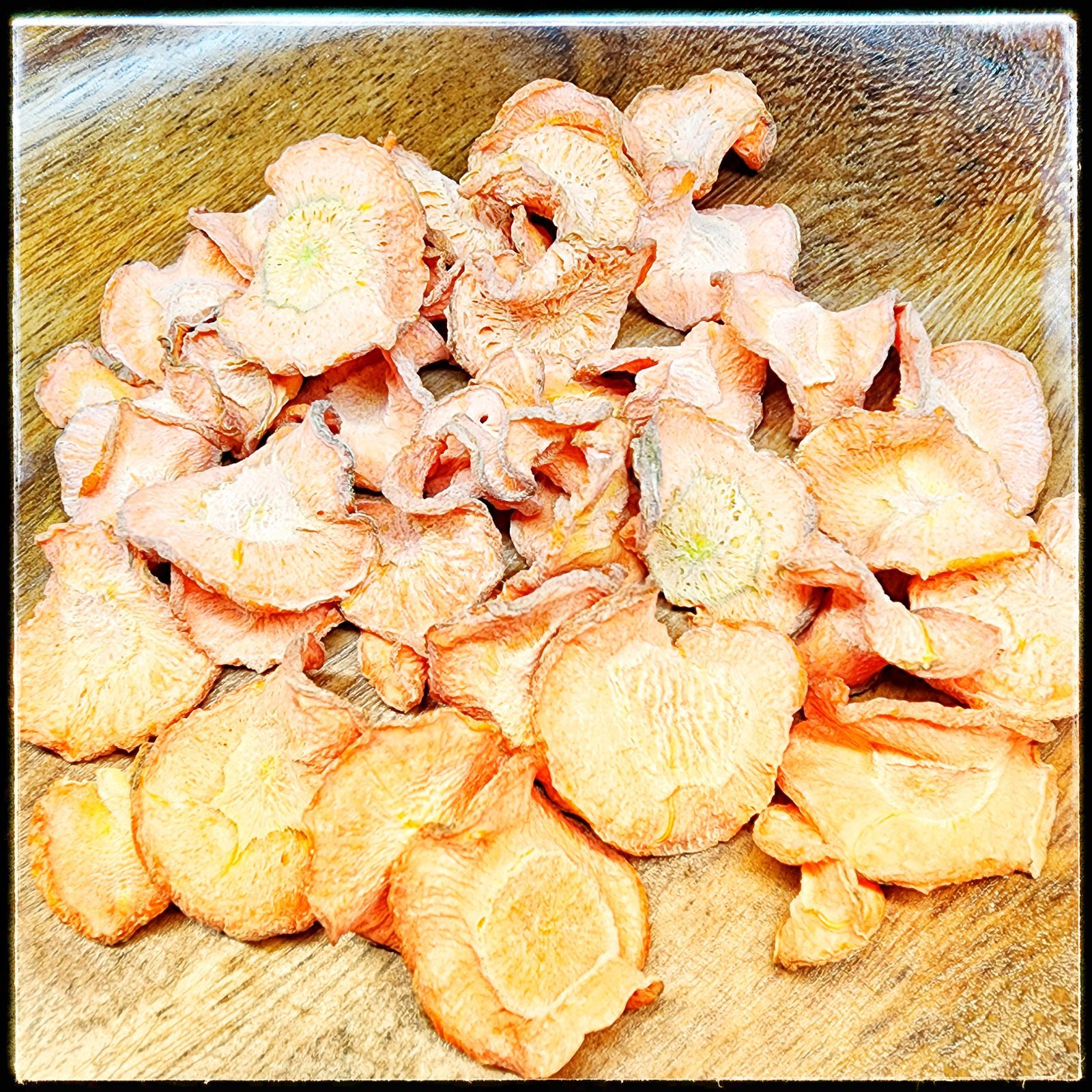 新鮮】乾燥野菜と選べるドライフルーツの3個セット うさぎのおやつ